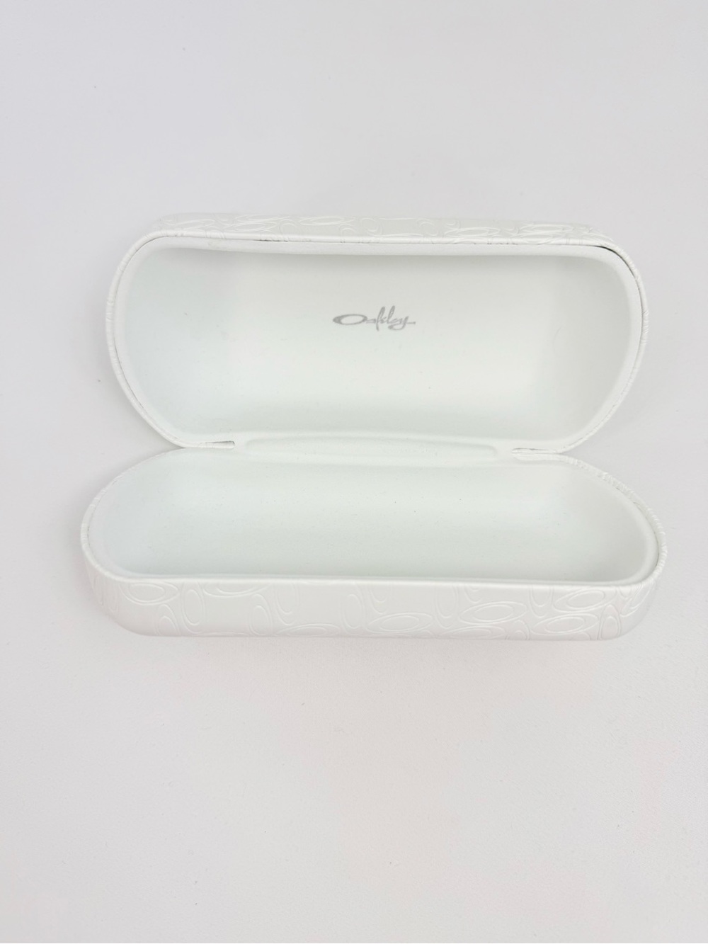 Oakley White Hard shell Logo Embossed Lined Glasses Sunglasses Case